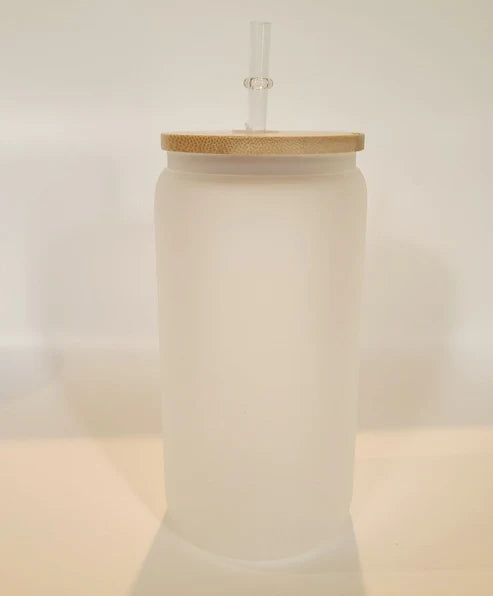 16 oz frosted glass can with lid and straw